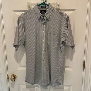 Men’s Stafford, wrinkle free Oxford shirt size 16. Grey/white striped